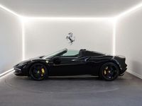 Gebraucht Ferrari 296 829 PS (609 kW) 2024 Schwarz Cabrio