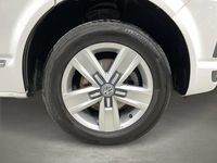 Gebraucht VW Multivan Generation Six 150 PS (110 kW) 2017 Candyweiß Van