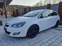 Gebraucht Opel Astra 160 PS (117 kW) 2011 Weiß Limousine