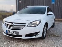 Gebraucht Opel Insignia Edition 163 PS (119 kW) 2014 Weiß Kombi