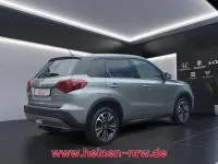 Gebraucht Suzuki Vitara Comfort 129 PS (94 kW) 2022 Galactic graycosmic black SUV