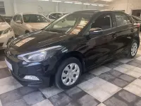 Gebraucht Hyundai i20 Trend 101 PS (74 kW) 2017 Schwarz Limousine