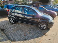 Second-hand Citroën C3 Exclusive 73 CP (53 kW) 2003 Negru Hatchback