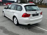 Gebraucht BMW 316 116 PS (85 kW) 2011 Weiß Kombi