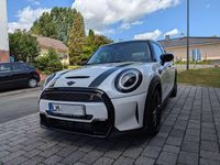 Second-hand Mini Cooper S Essential 178 CP (130 kW) 2024 Alb Hatchback