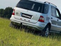 Gebraucht Mercedes ML500 292 PS (214 kW) 2002 Silber SUV