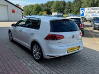 Gebraucht VW Golf VII Highline 150 PS (110 kW) 2016 Weiß Limousine