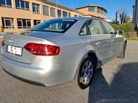 Usata Audi A4 Attraction 120 CV (88 kW) 2011 Argento Berlina