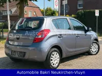 Gebraucht Hyundai i20 Classic 77 PS (56 kW) 2011 Grau Kleinwagen