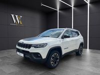 Gebraucht Jeep Compass Trailhawk 241 PS (177 kW) 2022 Weiß SUV