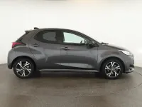 Gebraucht Toyota Yaris Hybrid 116 PS (85 kW) 2025 Marlingrau Limousine