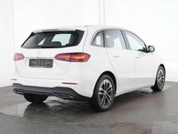 Gebraucht Mercedes B200 Advanced 163 PS (119 kW) 2024 Unilack polarweiß Van / Kleinbus
