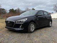 Gebraucht Hyundai i30 Style 120 PS (88 kW) 2017 Schwarz Limousine