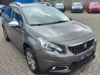 Gebraucht Peugeot 2008 Style 82 PS (60 kW) 2018 Grau SUV