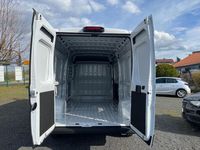 Gebraucht Opel Movano 140 PS (102 kW) 2023 Weiß Van