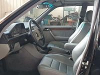 Gebraucht Mercedes 300 220 PS (161 kW) 1991 Schwarz Limousine