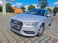 Gebraucht Audi A3 Attraction 150 PS (110 kW) 2013 Silber Limousine