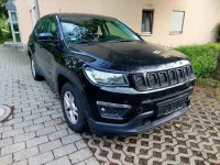 Gebraucht Jeep Compass Sport 140 PS (102 kW) 2018 Schwarz SUV