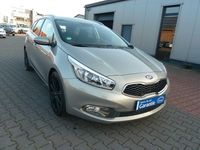 Gebraucht Kia Ceed Sportswagon 135 PS (99 kW) 2014 Silber Kombi