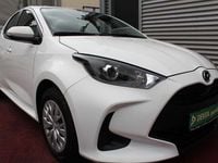 Usado Mazda 2 92 HP (67 kW) 2023 Branco Sedan