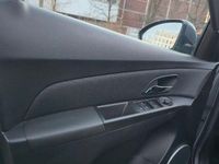 Gebraucht Chevrolet Cruze LT 124 PS (91 kW) 2012 Grau Kombi