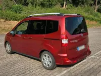 Gebraucht Ford Tourneo Courier 100 PS (73 kW) 2018 Orange Van / Kleinbus