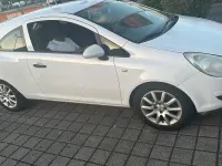 Gebraucht Opel Corsa 61 PS (44 kW) 2010 Weiß Kleinwagen