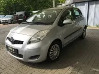 Gebraucht Daihatsu Charade 99 PS (72 kW) 2012 Silber Kleinwagen