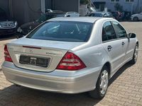 Gebraucht Mercedes C180 143 PS (105 kW) 2006 Silber Limousine