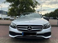 Gebraucht Mercedes E220 194 PS (142 kW) 2016 Grau Limousine