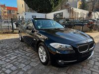 Gebraucht BMW 520 184 PS (135 kW) 2012 Schwarz Kombi