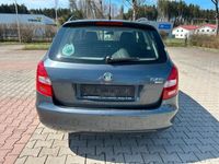 gebraucht Skoda Fabia Ambiente 1.2 TSI Klima*PDC*ALU*EURO 5*