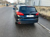 Gebraucht Ford Focus Business Edition 125 PS (91 kW) 2015 Schwarz Kombi