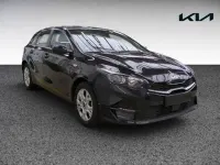 Gebraucht Kia Ceed Vision 140 PS (102 kW) 2025 1k) zilinaschwarz met. (schwarz Kleinwagen