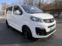 Gebraucht Opel Zafira 177 PS (130 kW) 2019 Weiß Van / Kleinbus