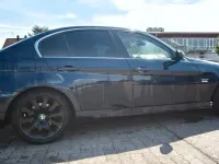 Gebraucht BMW 325 Sport Line 218 PS (160 kW) 2006 Blau Limousine