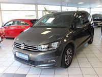 Gebraucht VW Touran Sound 150 PS (110 kW) 2018 Grau metallic Van / Kleinbus