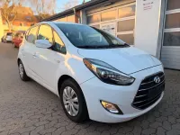 Gebraucht Hyundai ix20 Trend 90 PS (66 kW) 2017 Weiß Kleinwagen