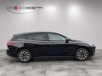 Neu Ford Focus Titanium 155 PS (114 kW) 2025 Agate black Kombi