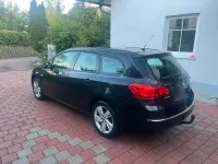 Gebraucht Opel Astra 131 PS (96 kW) 2013 Schwarz Kombi