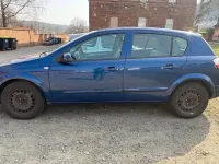 Usata Opel Astra 105 CV (77 kW) 2004 Blu Berlina