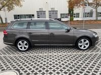 Gebraucht VW Passat 140 PS (102 kW) 2012 Braun Kombi
