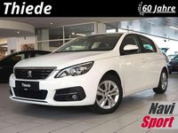 Gebraucht Peugeot 308 Active 149 PS (109 kW) 2021 Blanc banquise Limousine