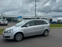 Gebraucht Opel Zafira Cosmo 140 PS (102 kW) 2005 Silber Van / Kleinbus