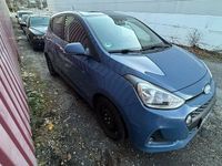 Gebraucht Hyundai i10 Style 87 PS (63 kW) 2018 Blau Kleinwagen