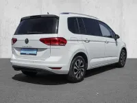 Gebraucht VW Touran Active 150 PS (110 kW) 2022 Weiss Van / Kleinbus
