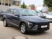 Neu Hyundai Kona 139 PS (102 kW) 2025 Blau SUV