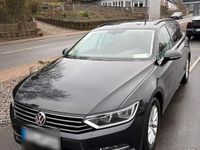 Gebraucht VW Passat 150 PS (110 kW) 2019 Schwarz Kombi