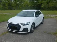 Używany Audi A1 Comfort 95 KM (69 kW) 2022 Biały SUV