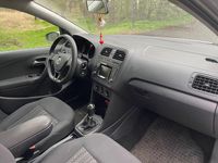 Used VW Polo Trendline 75 HP (55 kW) 2015 Silver Hatchback